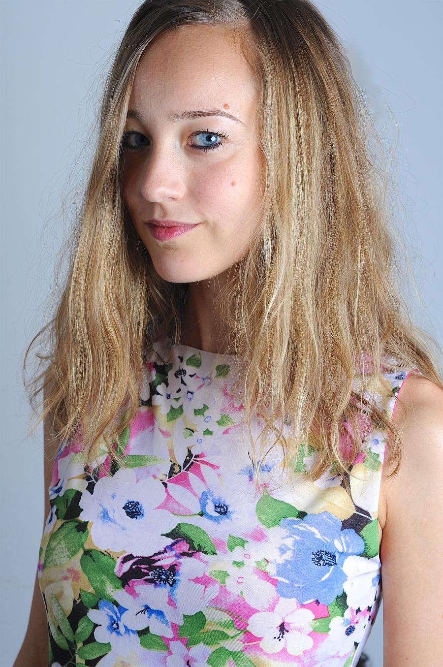 Oona